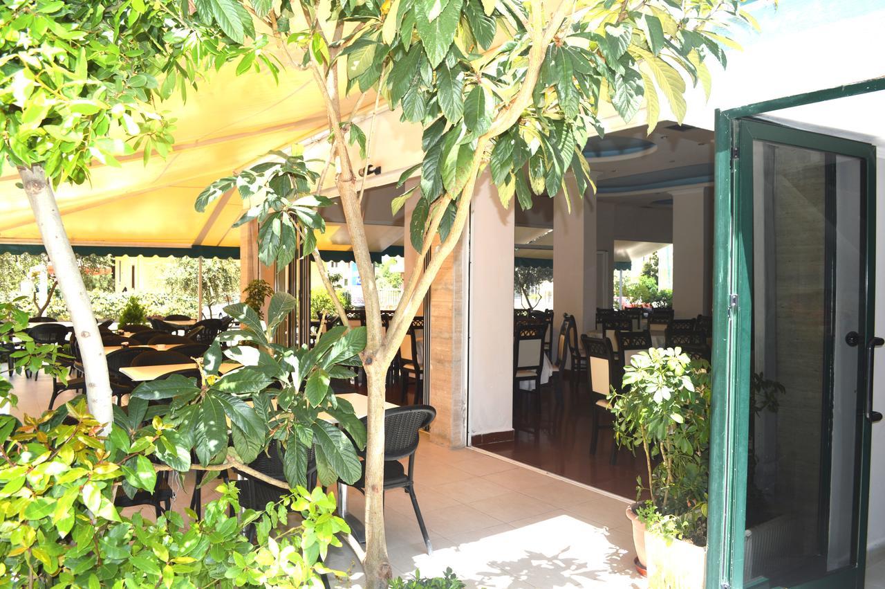 Hotel Riviera ดูร์เรส ภายนอก รูปภาพ