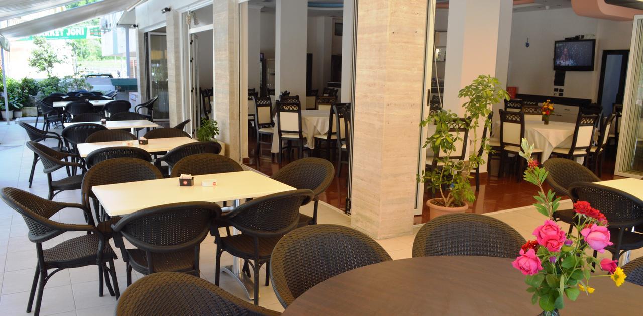 Hotel Riviera ดูร์เรส ภายนอก รูปภาพ