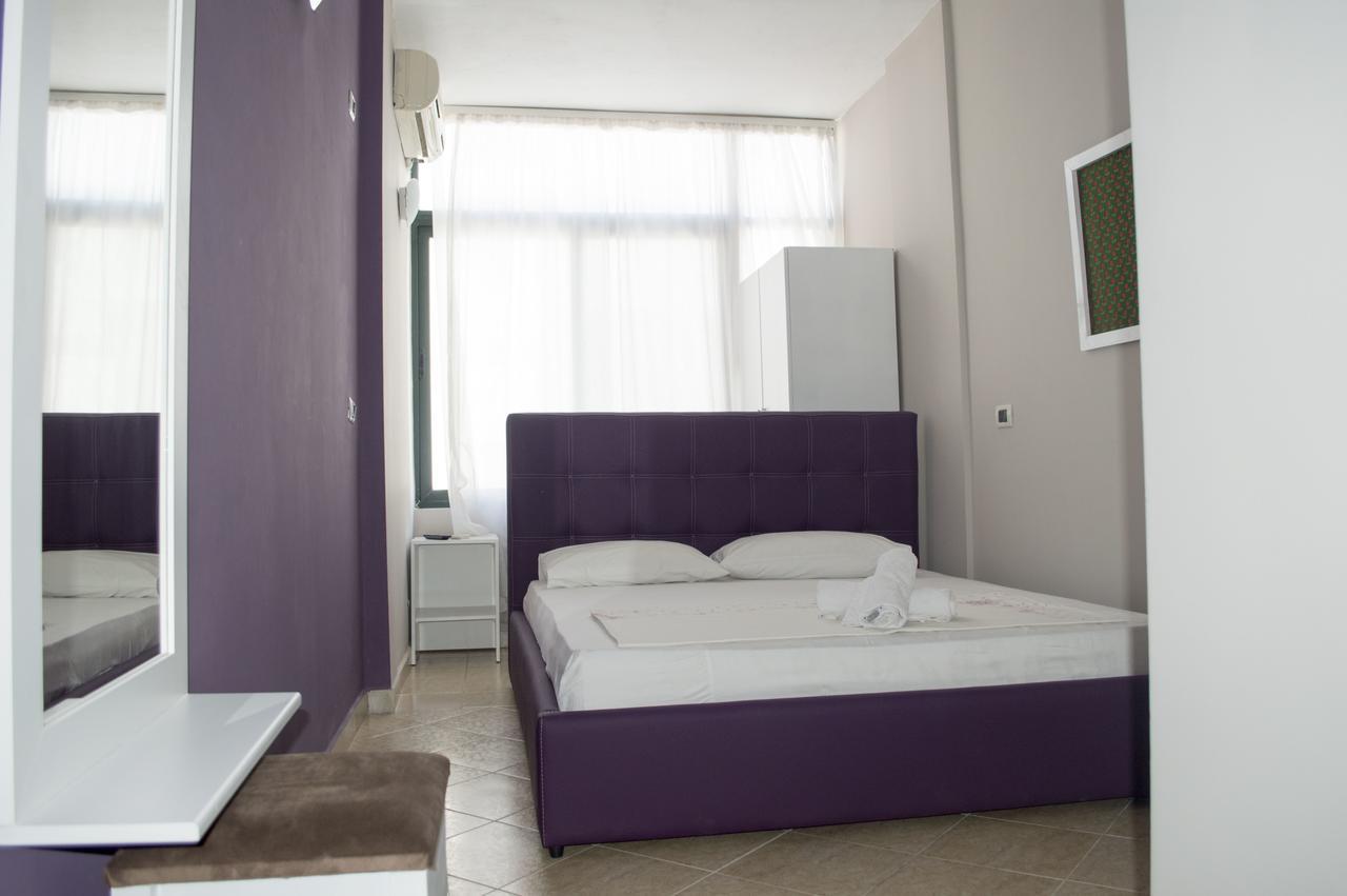 Hotel Riviera ดูร์เรส ภายนอก รูปภาพ