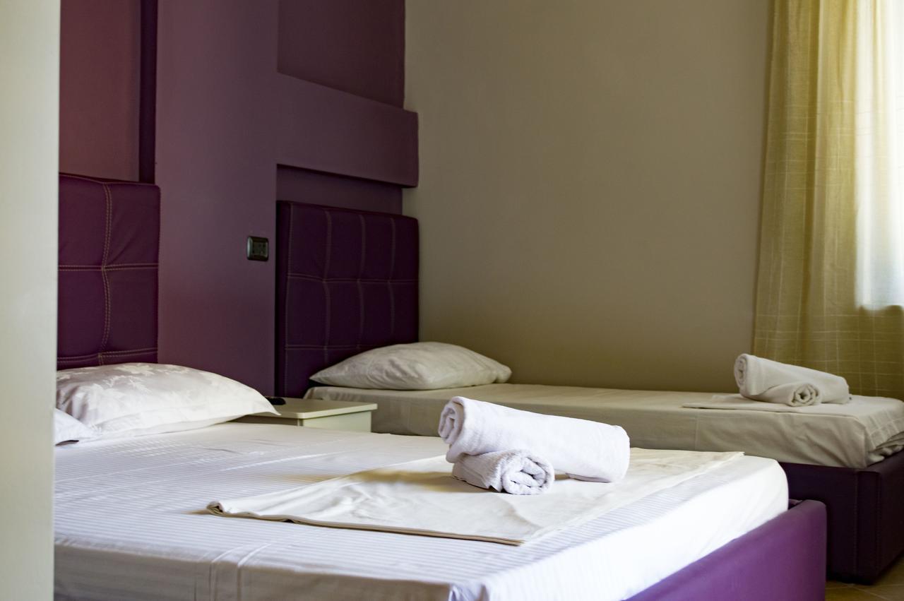Hotel Riviera ดูร์เรส ภายนอก รูปภาพ