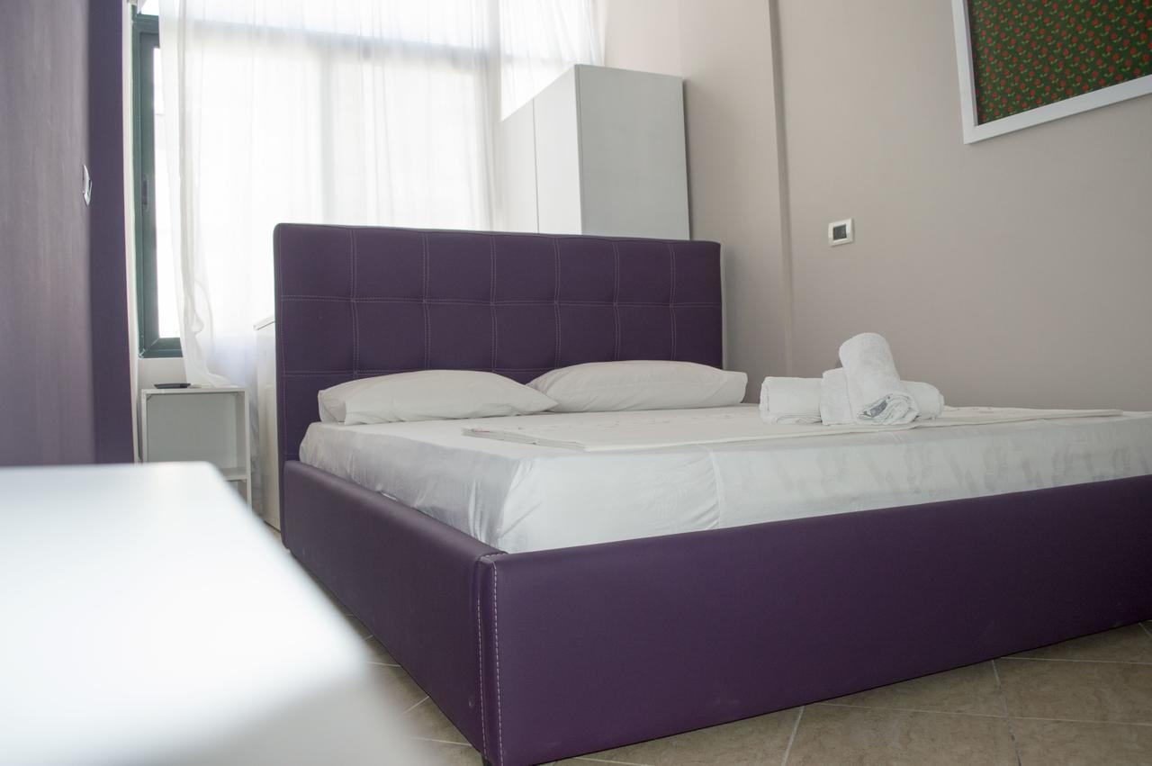 Hotel Riviera ดูร์เรส ภายนอก รูปภาพ