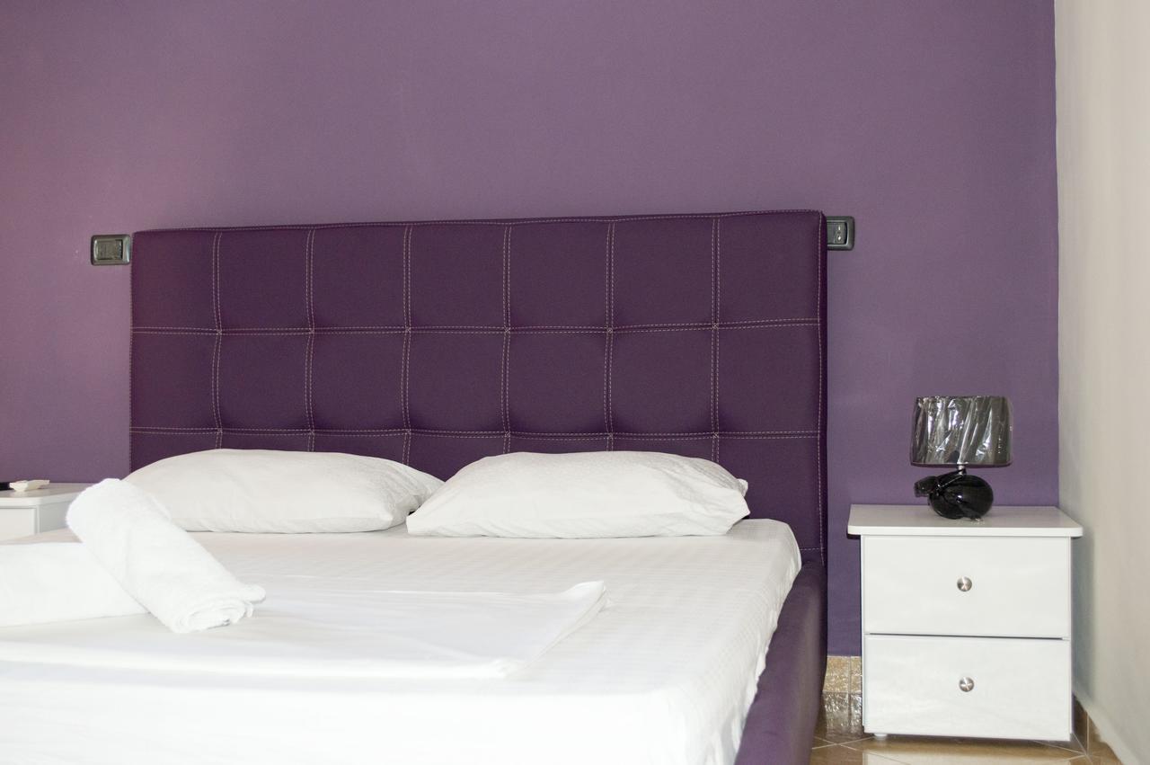 Hotel Riviera ดูร์เรส ภายนอก รูปภาพ