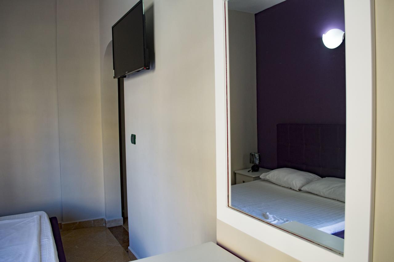 Hotel Riviera ดูร์เรส ภายนอก รูปภาพ